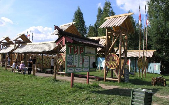 Деревня Мандроги